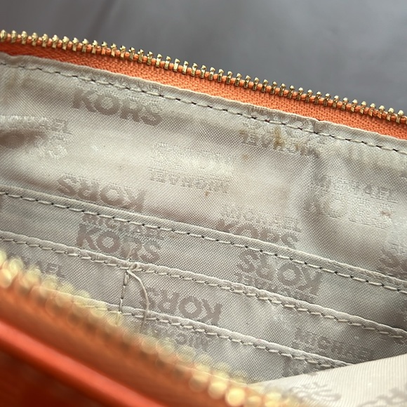 Michael Kors Wristlet - Picture 5 of 8